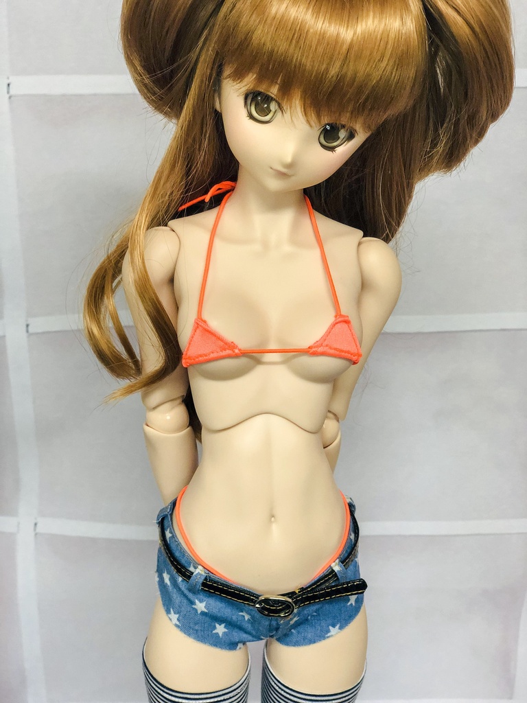 HENTAIマイクロビキニ