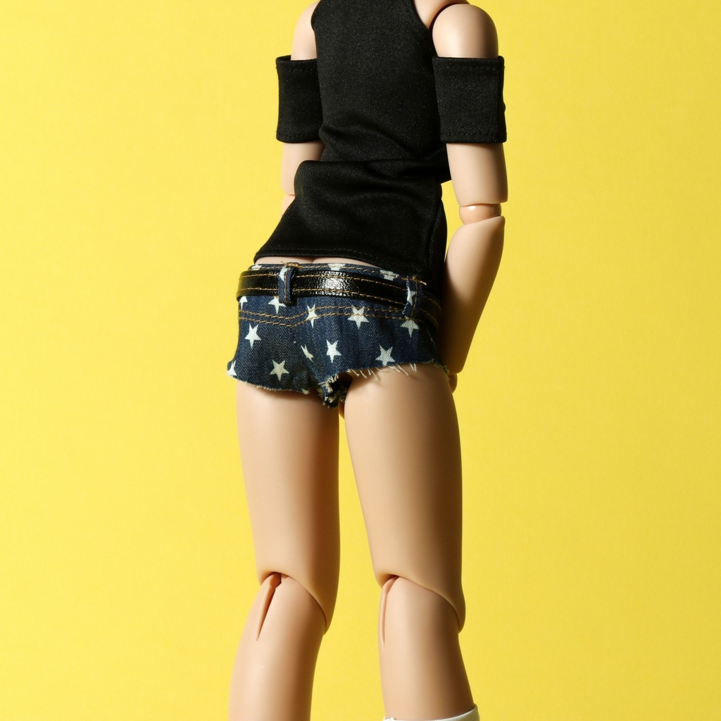 ベルト付きHENTAIホットパンツ