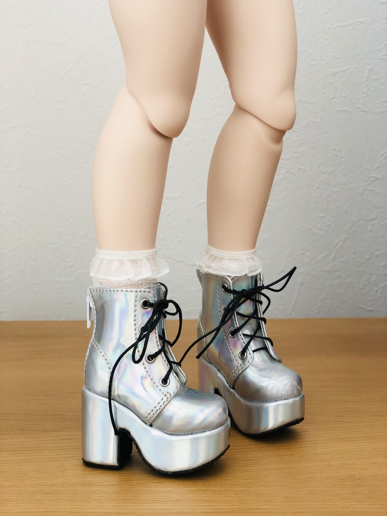 【獅子女 SPHINXXX】ホログラムブーツ