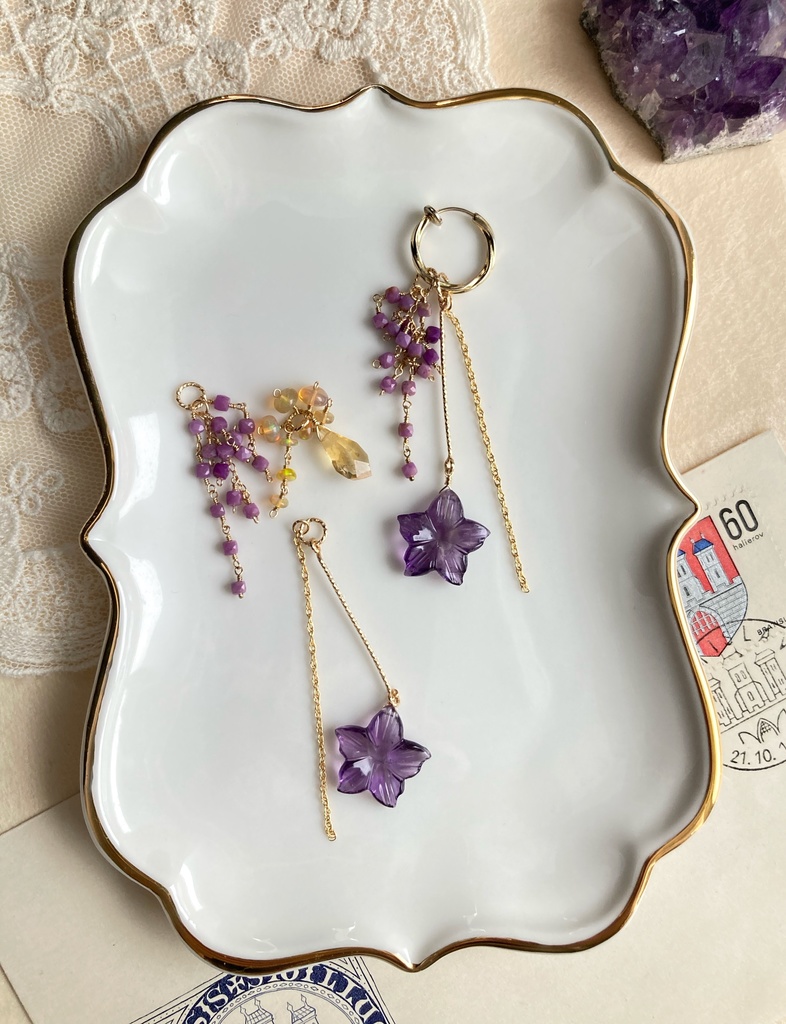 violet fizz