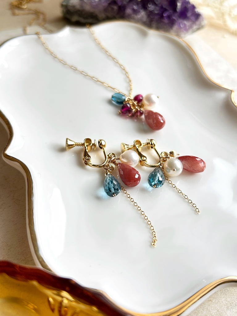 紅衣の翼 -イヤーアクセサリー-