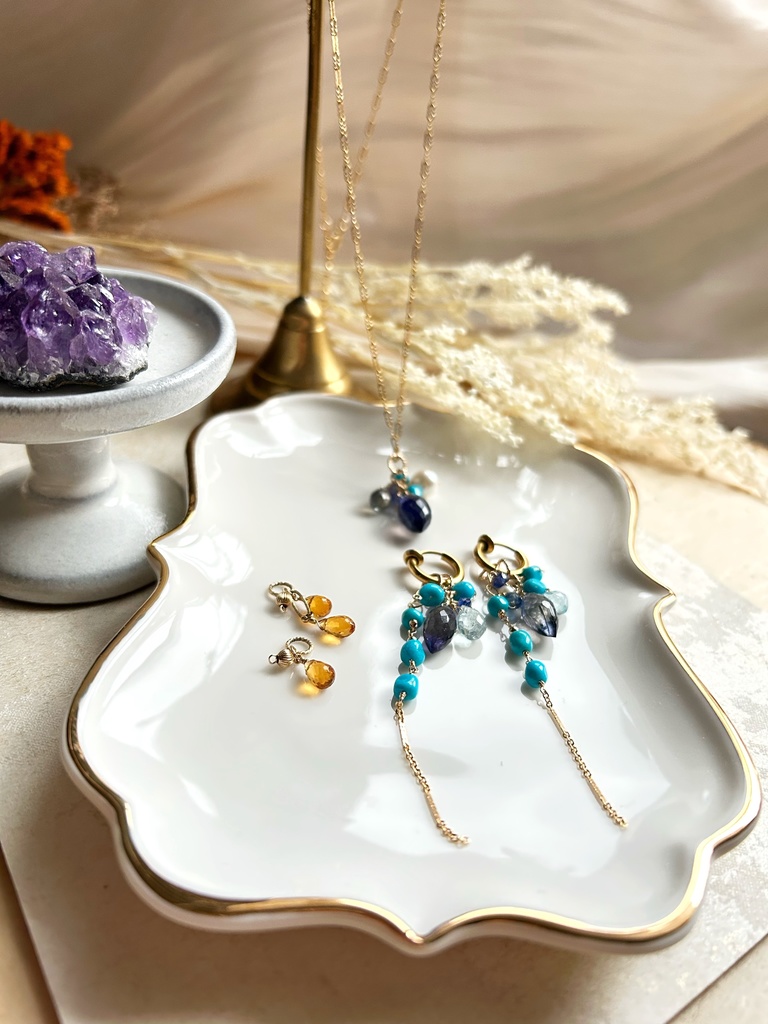 薄明に座す -チャームのみ-