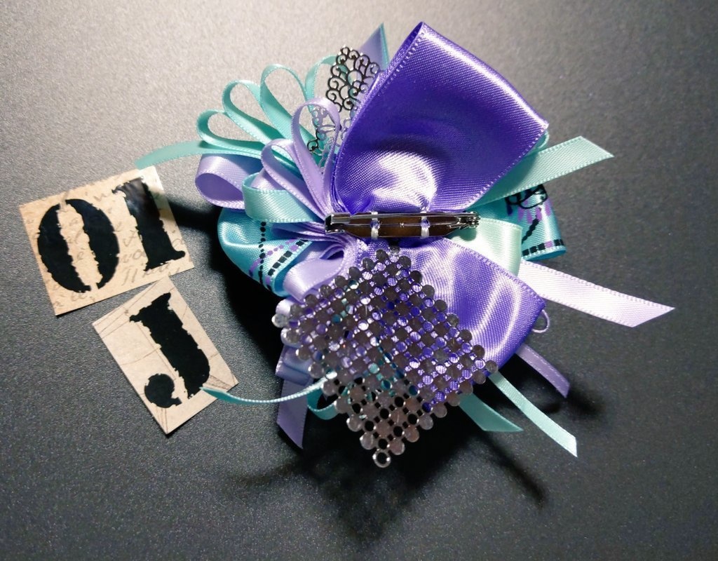 リボンコサージュ兼ペンレスト(基本インクで染めれます)6月7月8月9月新作