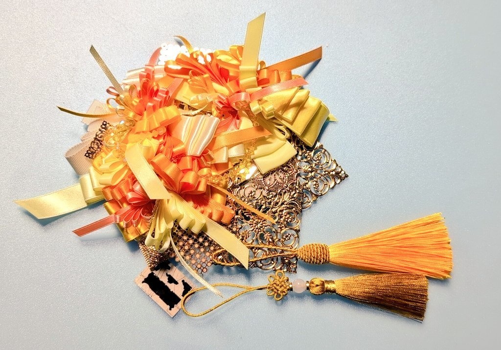 リボンコサージュ兼ペンレスト