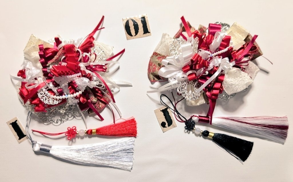 リボンコサージュ兼ペンレスト