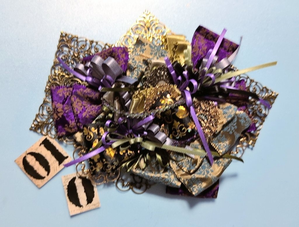 リボンコサージュ兼ペンレスト