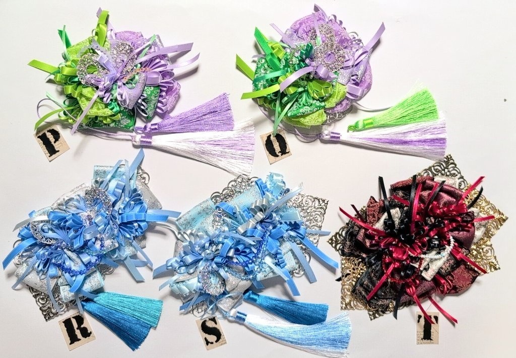 2025年8、9月新作※ペンレスト兼コサージュ