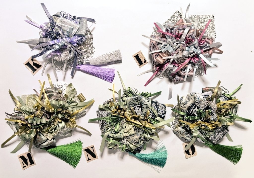 2025年8、9月新作※ペンレスト兼コサージュ