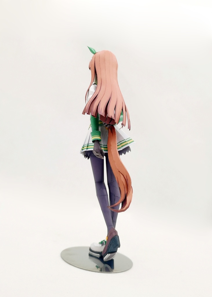 ウマ娘 サイレンススズカ 【サイレントイノセンス】 ペーパークラフトpapercraft
