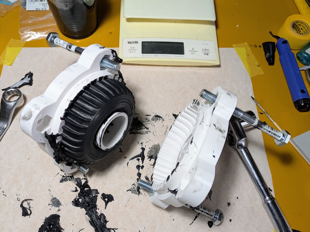 タミヤ ワイルドウイリーM38 パドルタイヤの金型 【STLデータ】