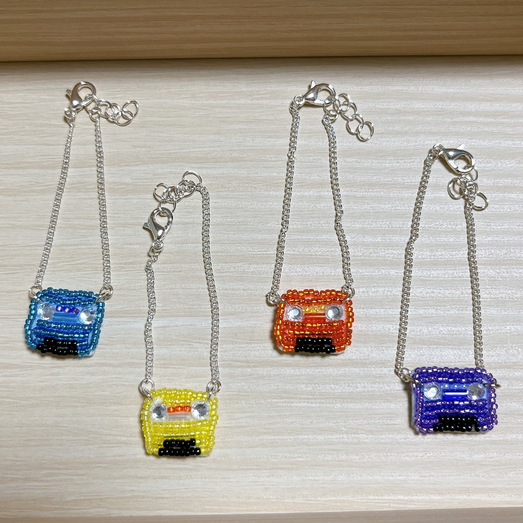 カセットポシェット