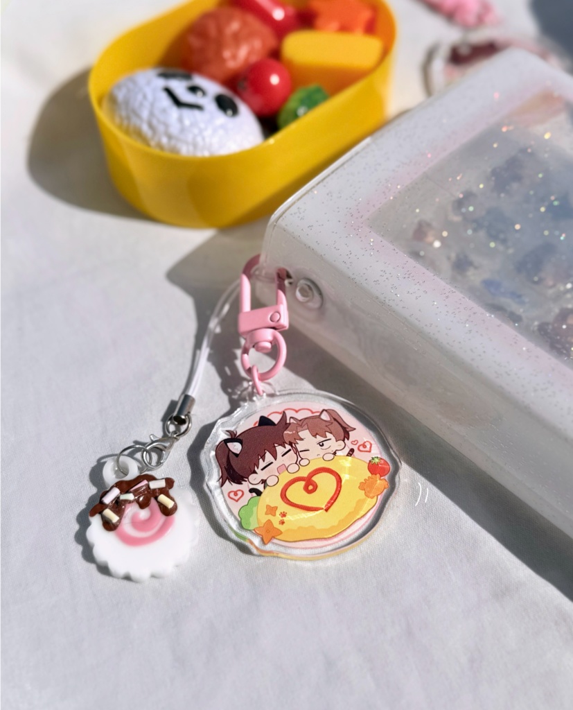 利土井 オムライスアクキー🍳