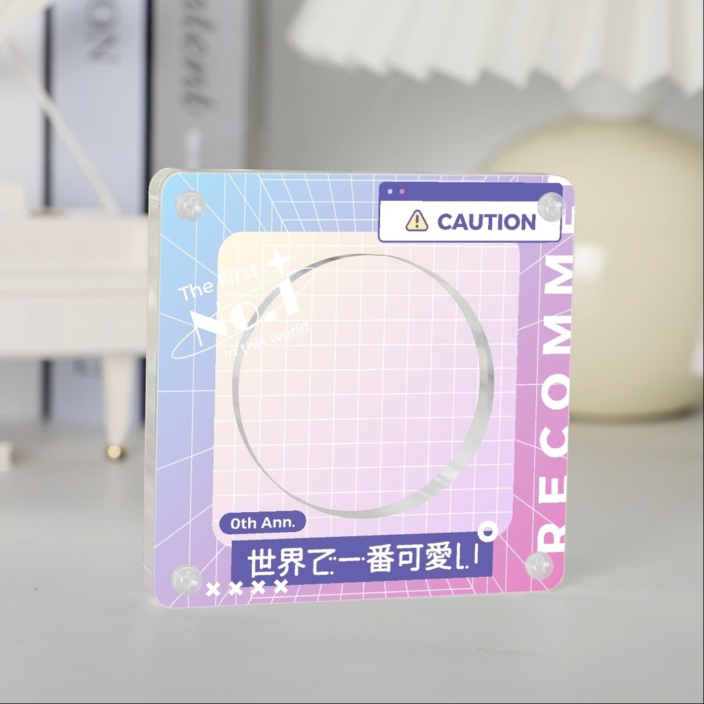 10cm 缶バッジアクリルフレーム 透明アクリルスタンド アクリルブロック 58mmバッジ対応 六色UV印刷 高透明A級素材 両面保護 サンドイッチ加工 ラミネート/グリッターバッジ用ディスプレイ 推し活グッズ