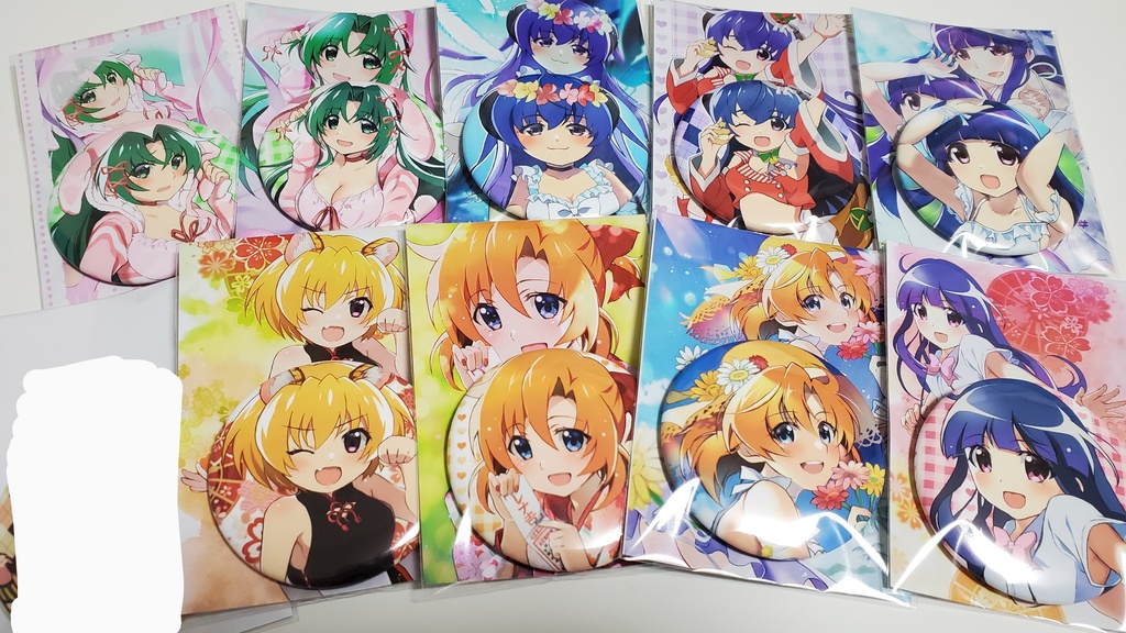 台紙つき　57ミリ　缶バッジ