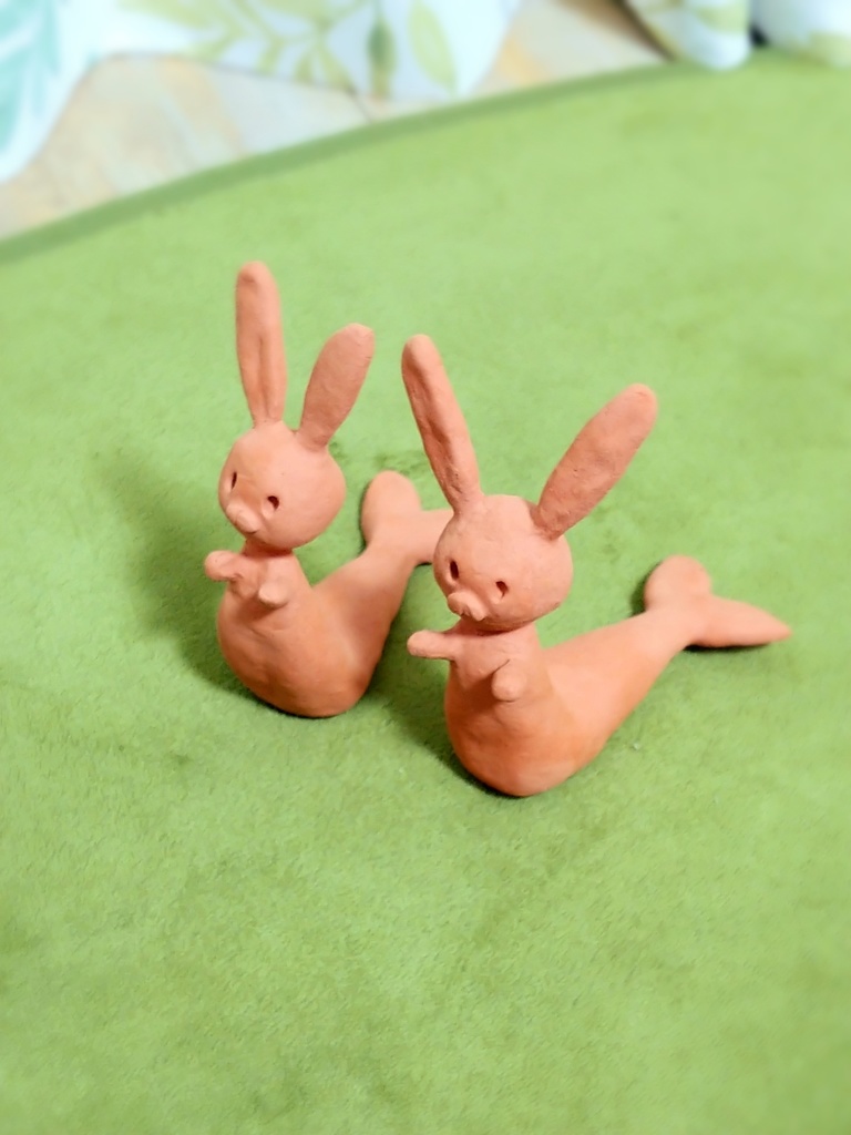 出土したうさかなちゃん(粘土製)