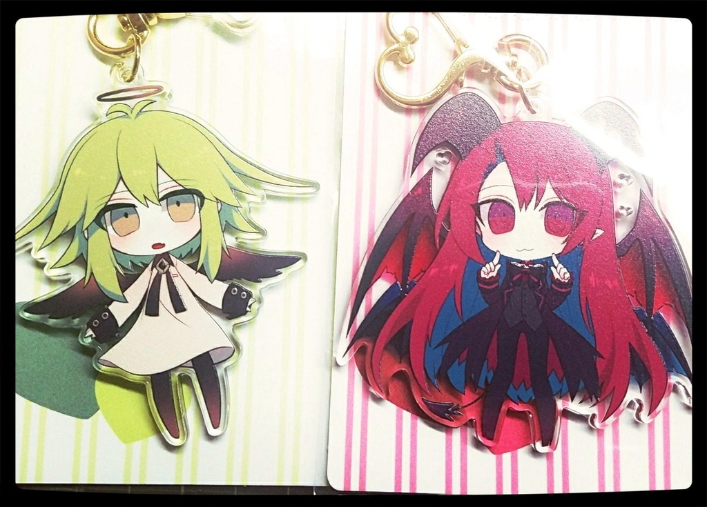 アクリルキーホルダー