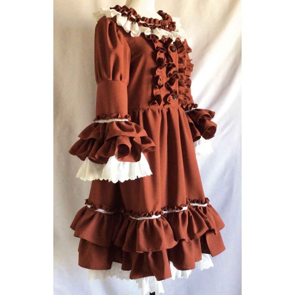 赤のドレスワンピース