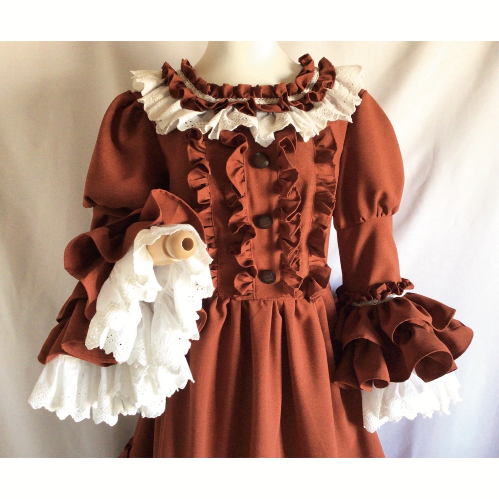 赤のドレスワンピース