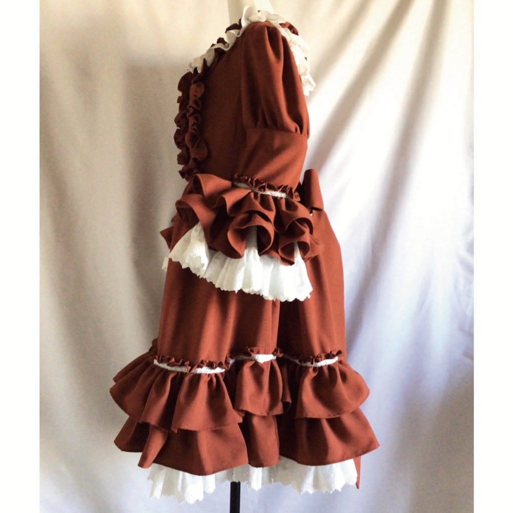 赤のドレスワンピース