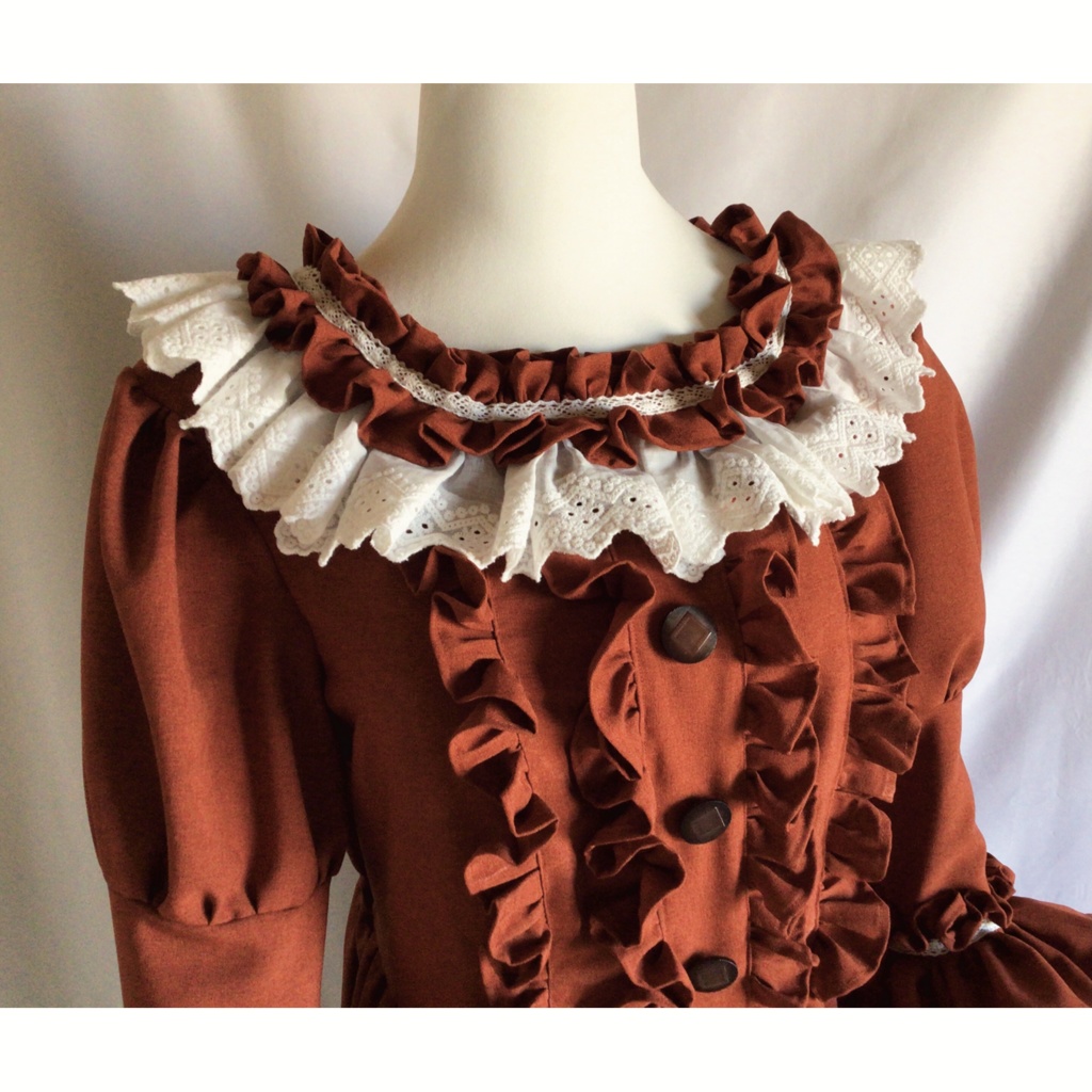 赤のドレスワンピース