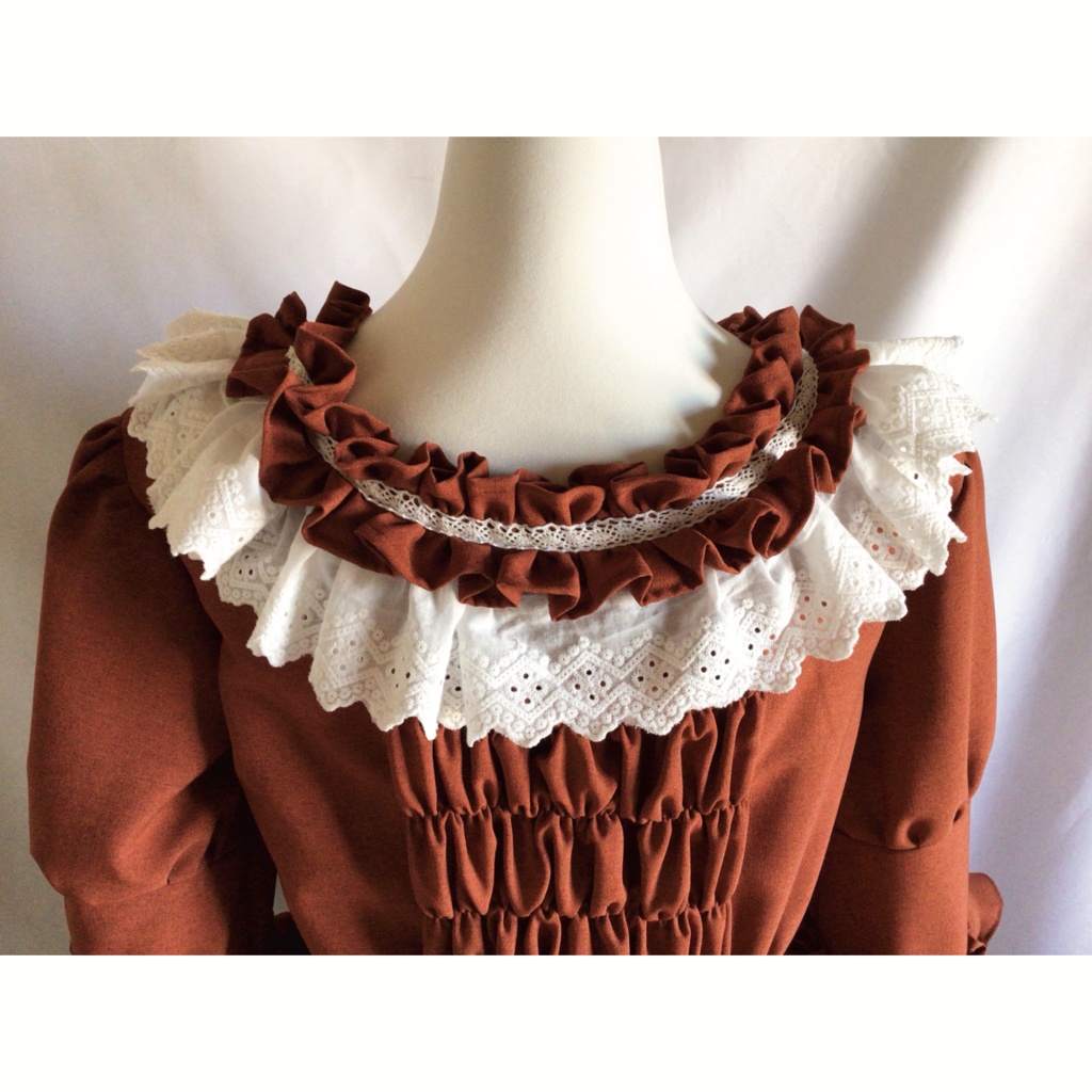 赤のドレスワンピース