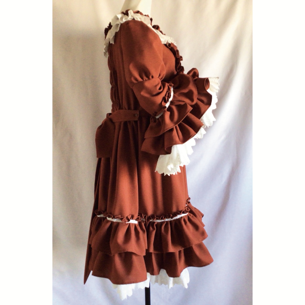 赤のドレスワンピース