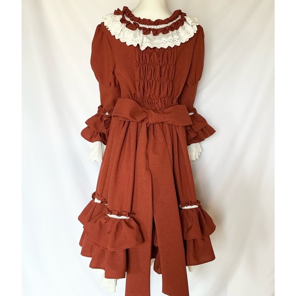 赤き夢のロマンティックドレス