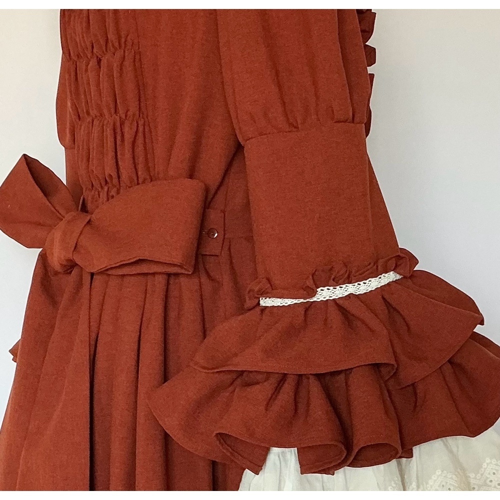 赤き夢のロマンティックドレス