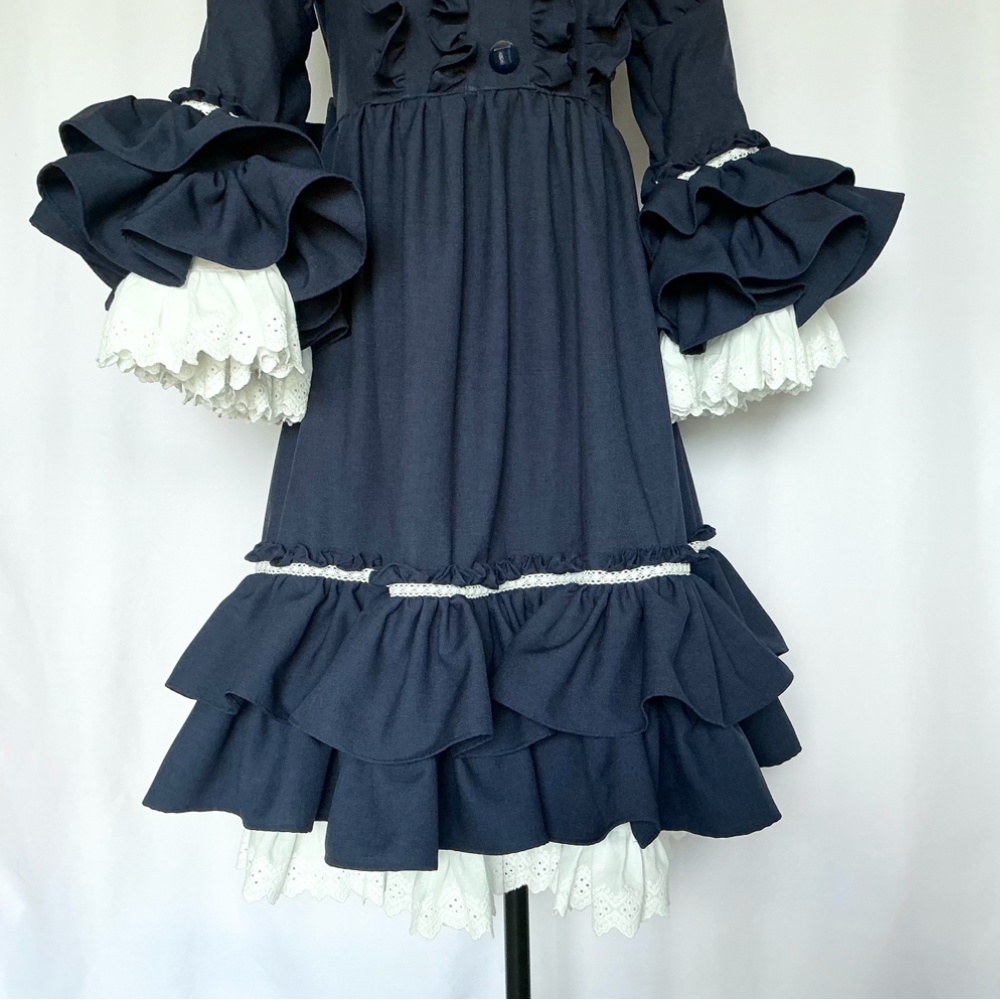 青き夢のクラシカルドレス