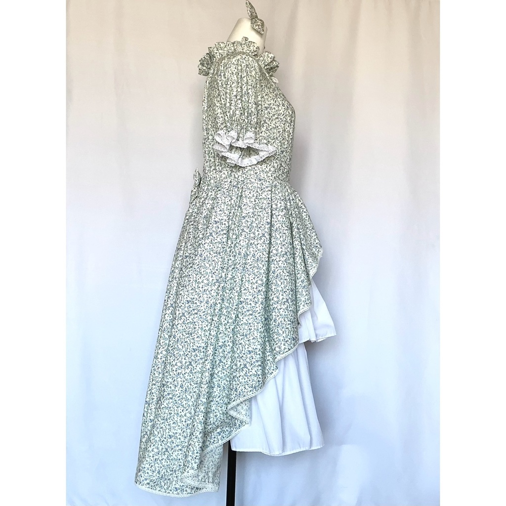 青緑のお茶会ドレス