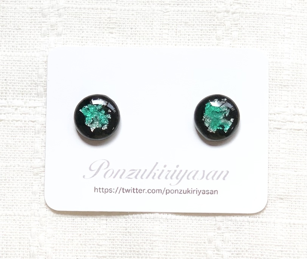 人気作品*深海の宝石2color*