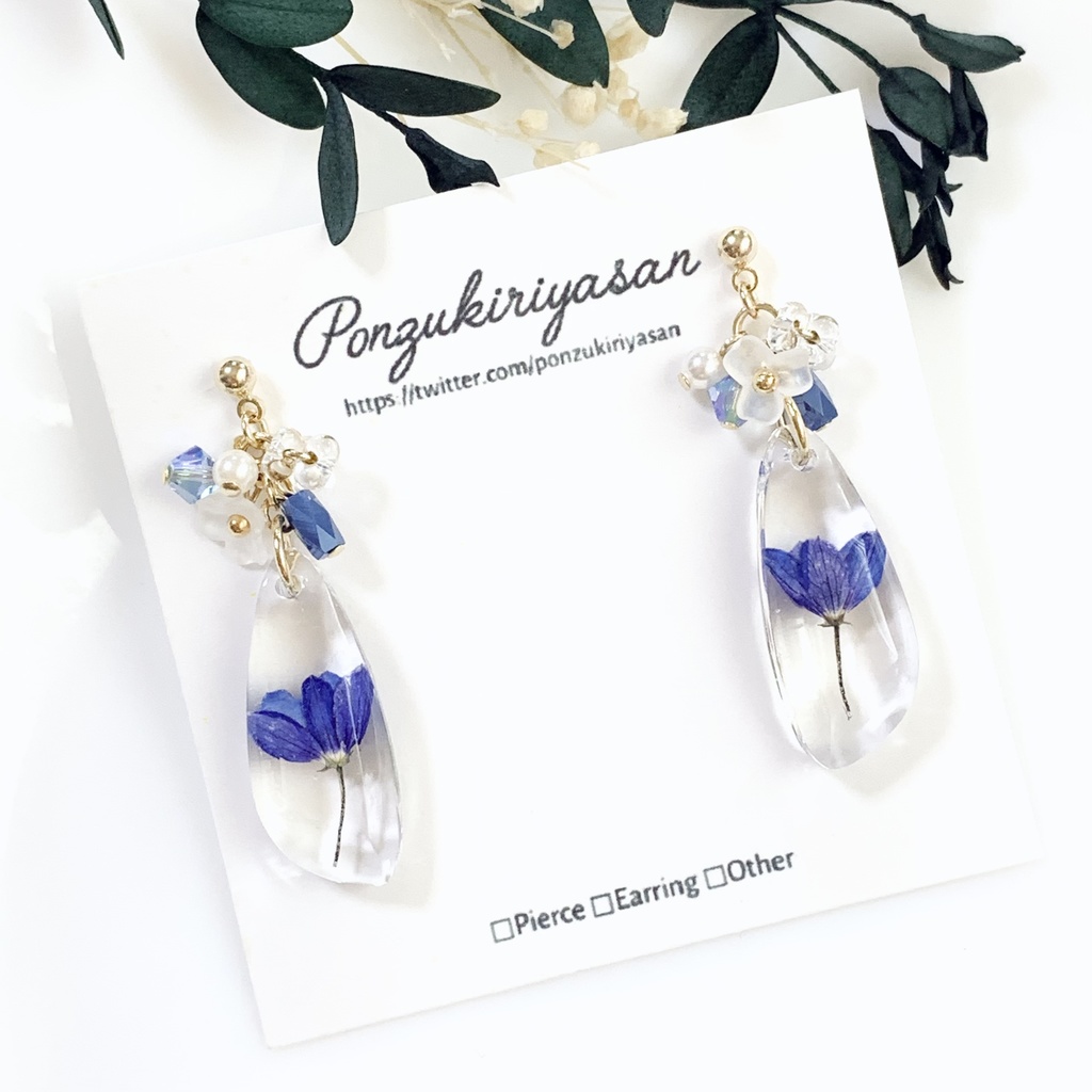 1168一輪挿しフラワーのピアス