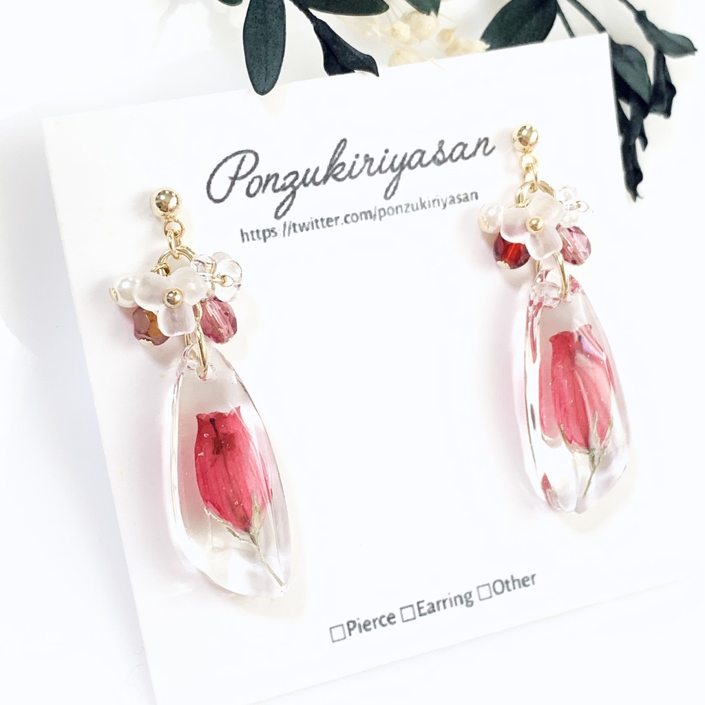 1168一輪挿しフラワーのピアス