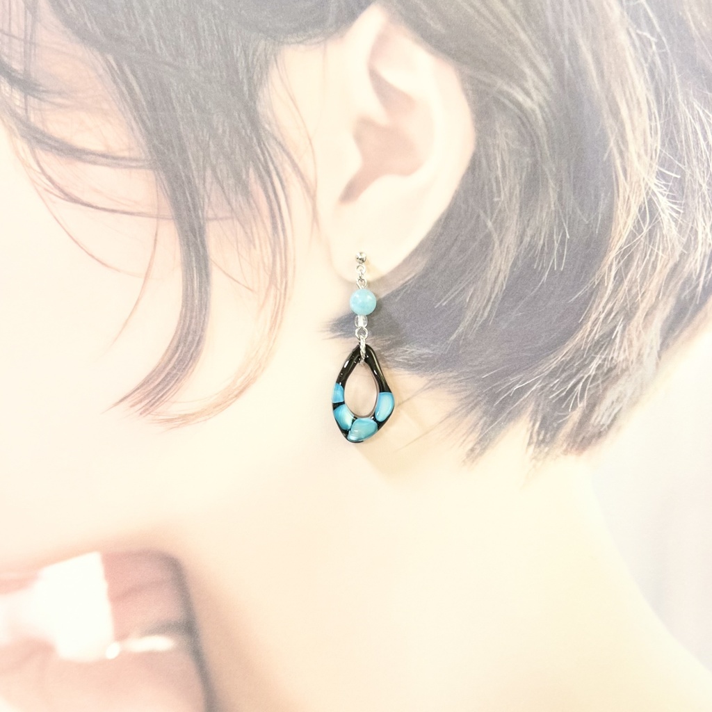 1540天然石とシェルのマリンカラーピアス