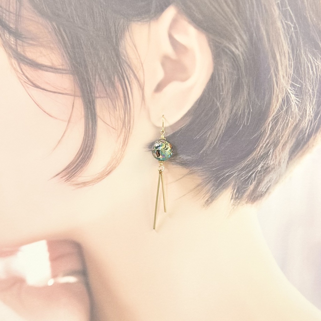 1565コラージュ玉のチャイナ風ピアス