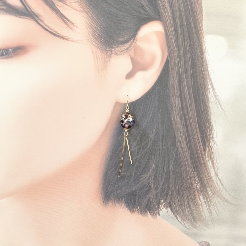 1565コラージュ玉のチャイナ風ピアス