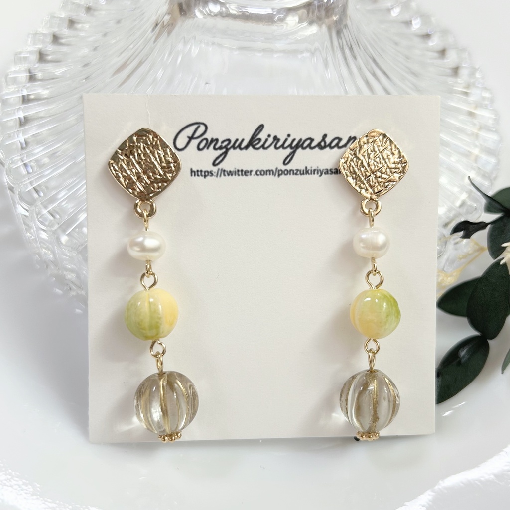 1612【金ピ限定】淡水パールの菜の花カラーピアス