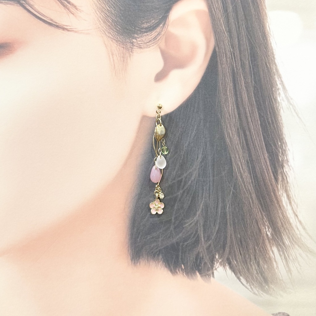 1622桜もちカラーのお花見ピアス