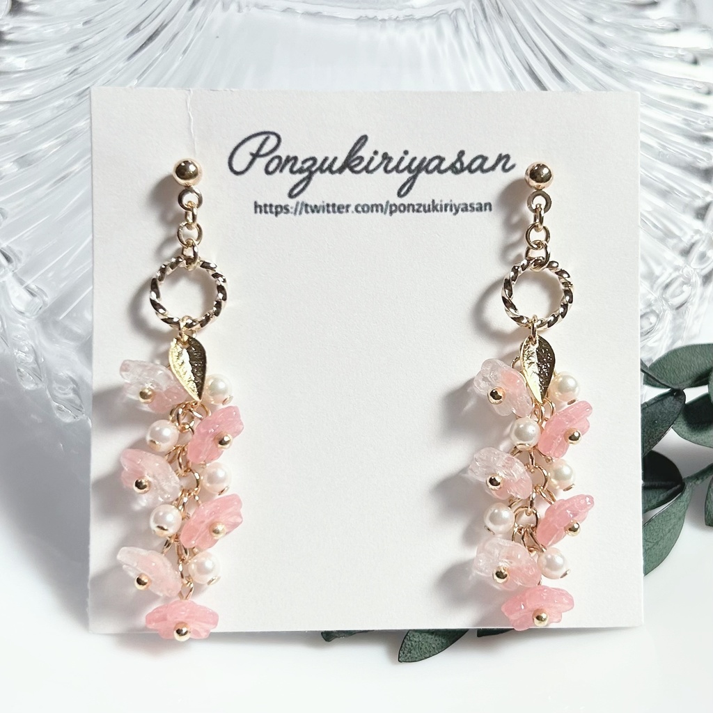 1626満開!さくらのピアス