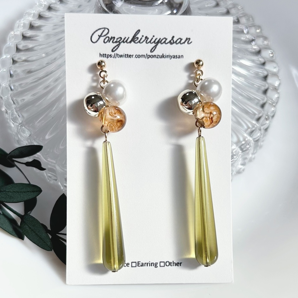 1724秋色ロングドロップピアス