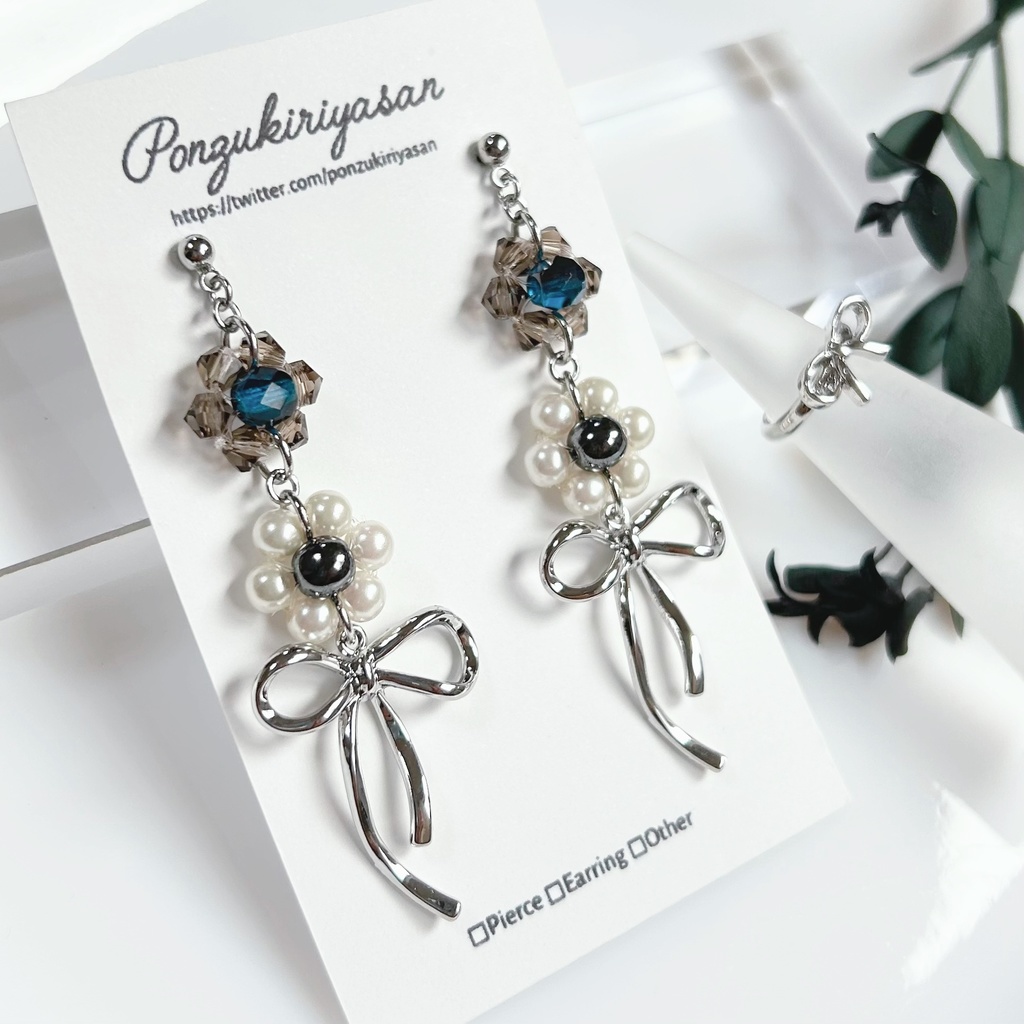 1731ビーズフラワーとリボンのイヤーカフセット