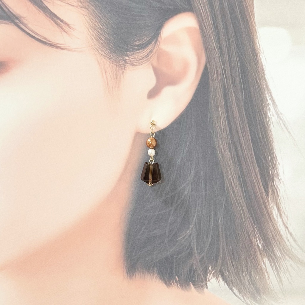 1732ドイツ製アクリルとスワロパールの秋色ピアス