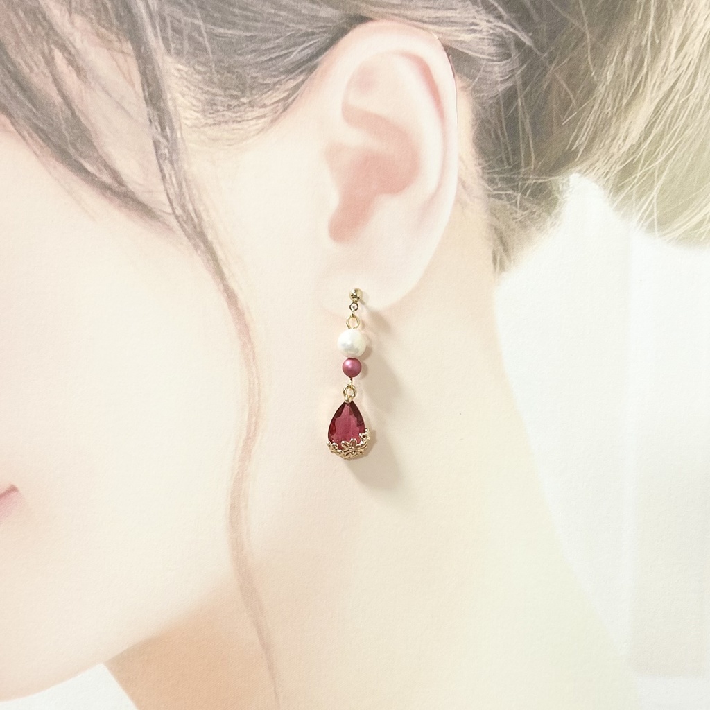 1739秋色カットガラスとフラワーフレームのピアス