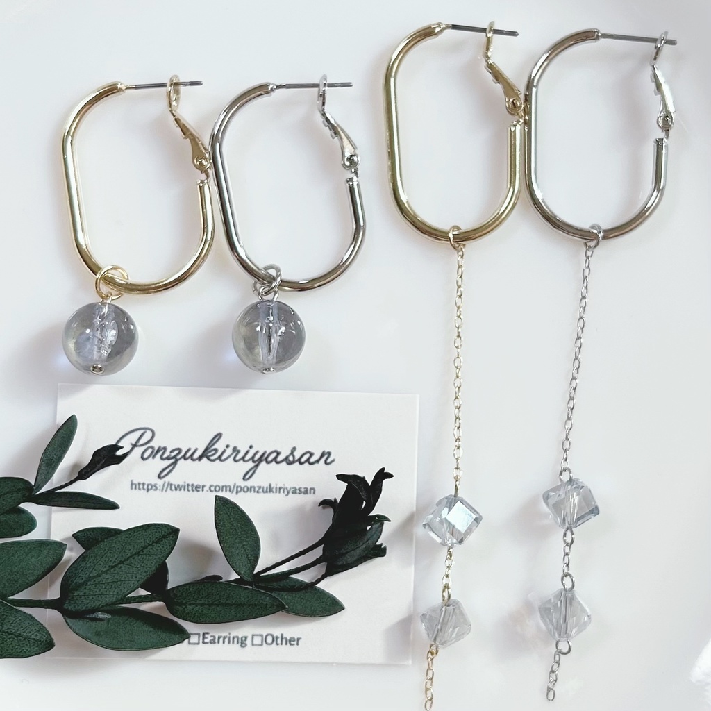 1742 2種ビーズのアシメフープピアス