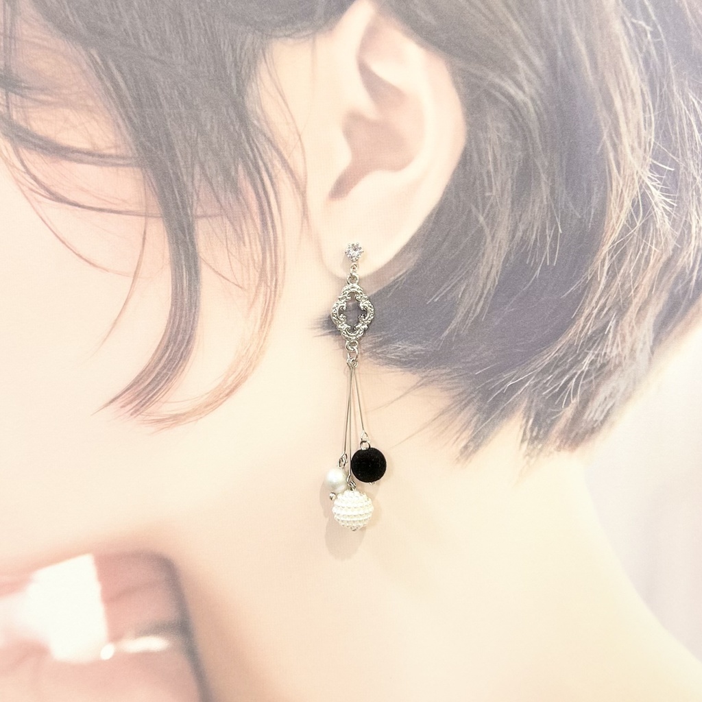 1756フロッキーとパールのジルコニアピアス