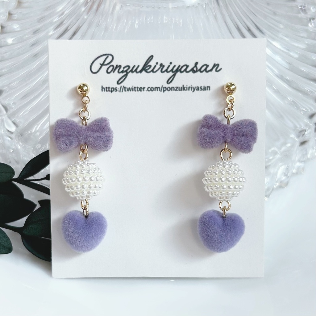 1760パールキャッチのフロッキーピアス