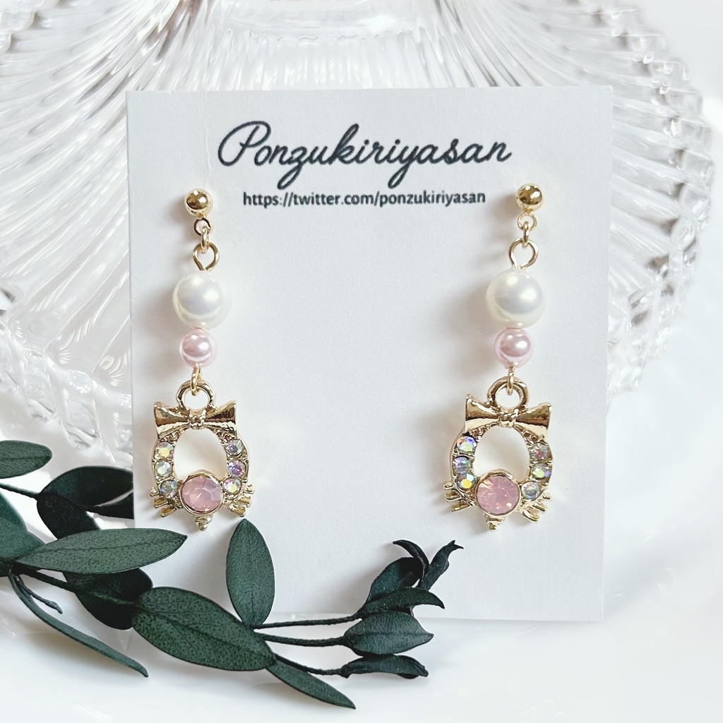 1762リボンのクリスマスリースピアス