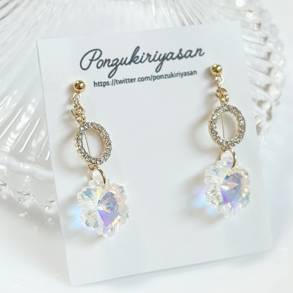 1765雪の結晶ガラスのピアス