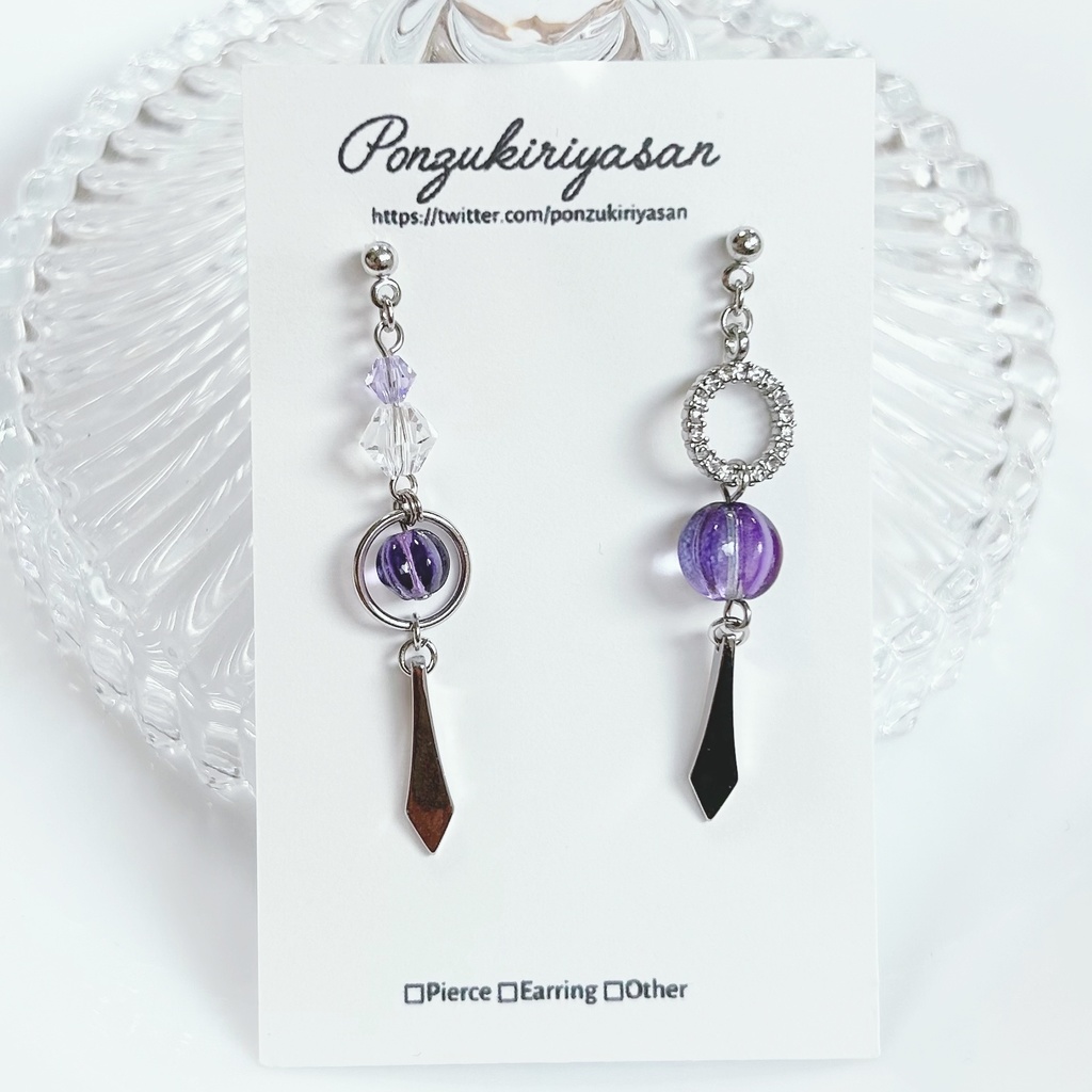 1782グラデーションガラス玉のアシメピアス