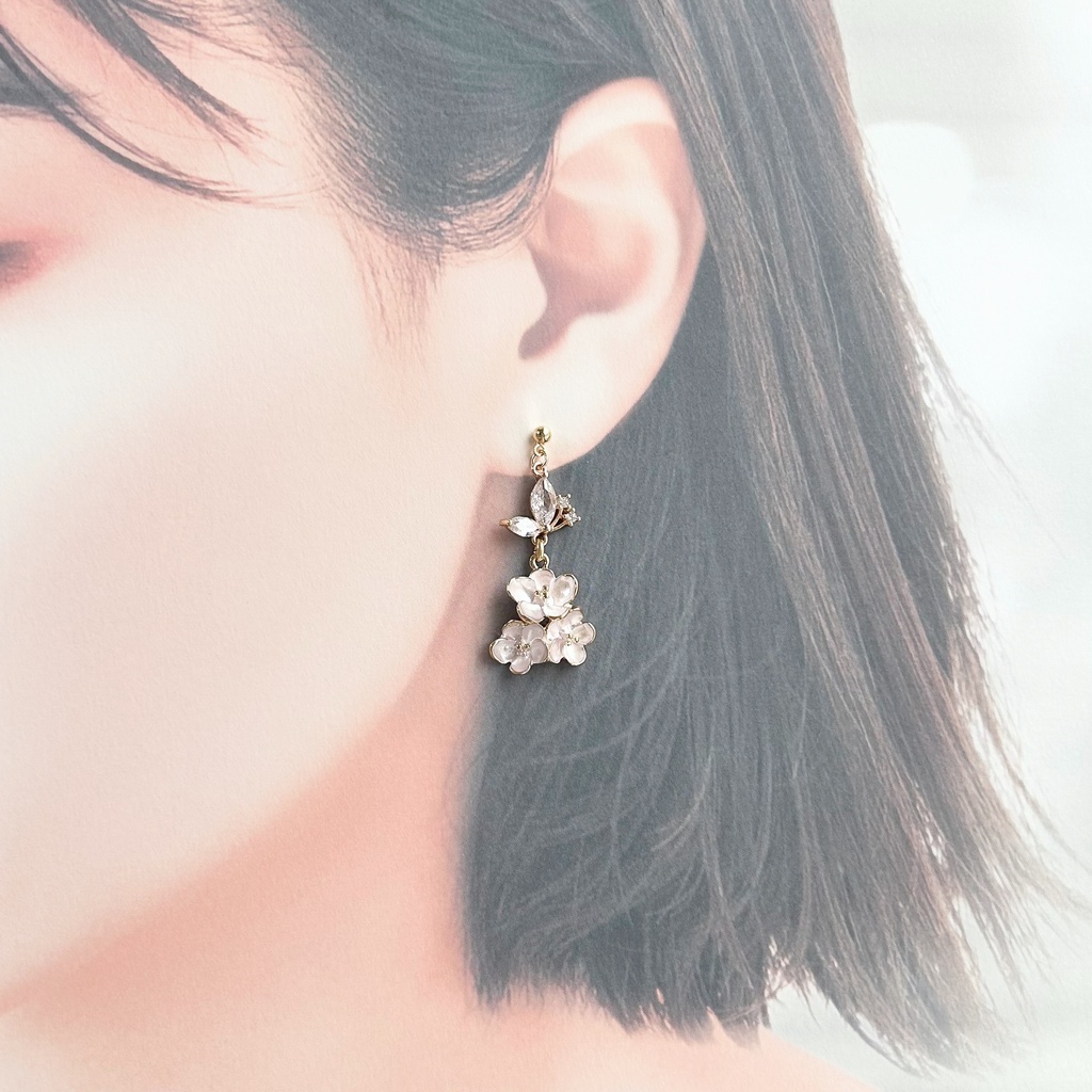 1786早春を告げる梅ピアス